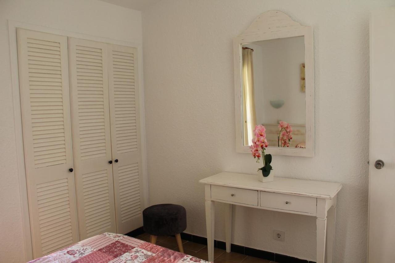 Ferienwohnung Apartamento Con Piscina En Ciudadela, Cala En Blanes Cala'N Blanes  Exterior foto